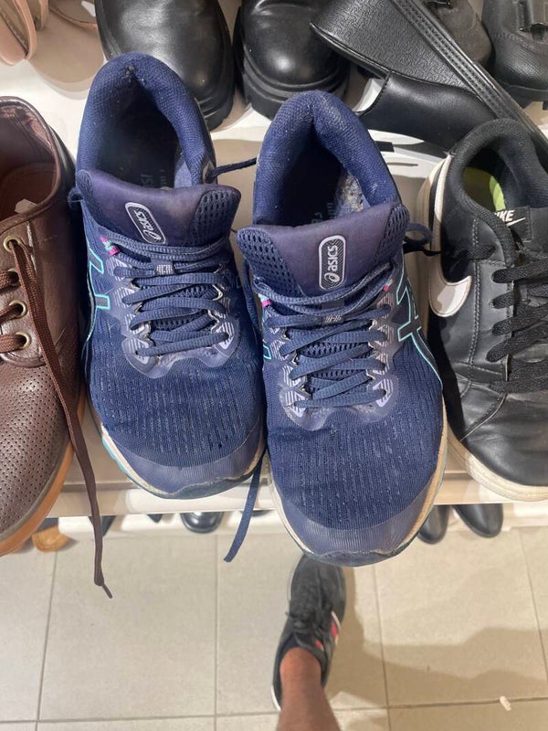 ASICS shoes - Size: 42*