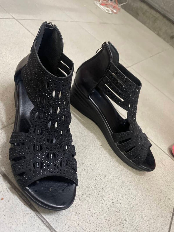 Women Sandals Black - Size 36