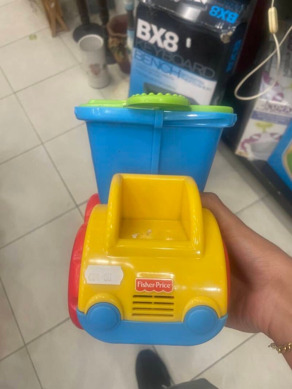 Fisher Price Truck - toys*