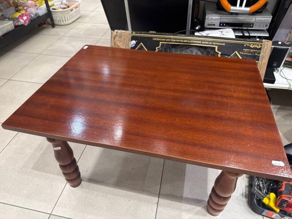 Old Mahagony Coffee Table - Supplies