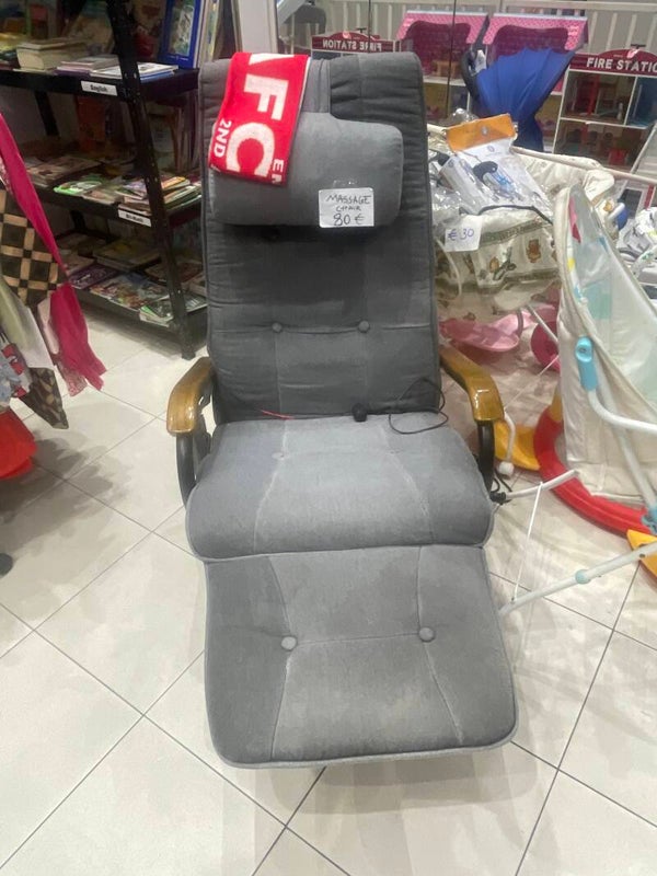 Massage Chair - Furniture*