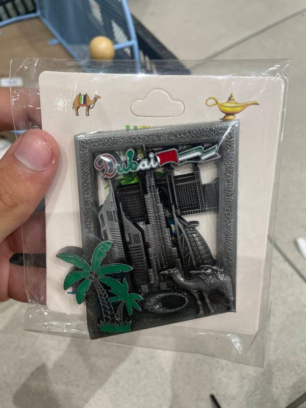 Metal Dubai Magnet - collectibles*