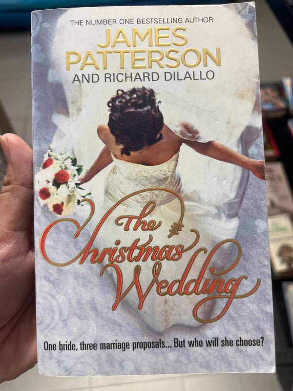 The Christmas Wedding - Romance - Books
