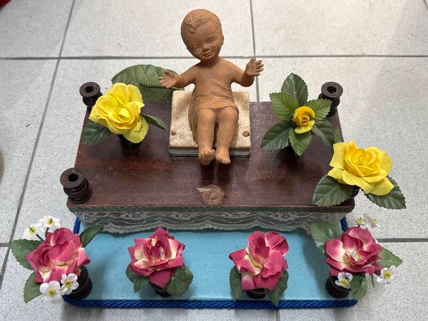 traditional Baby Jesus Figurines- Religious ***