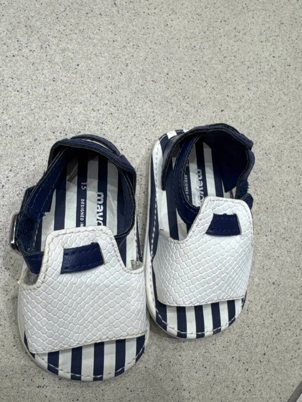 Baby boy sandals size 19- Babies ***