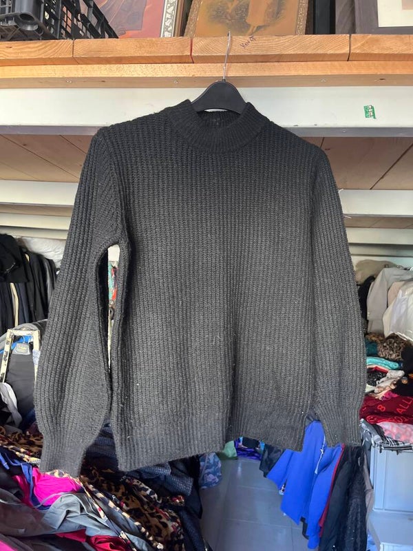 Women Sweater -Size Small***