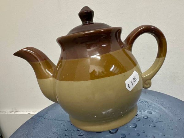 Glazed stoneware teapot- Supplies ***