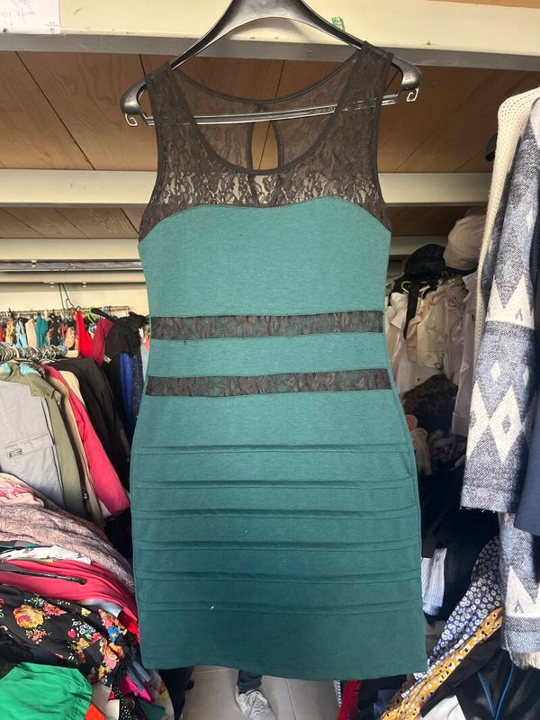 Women Dress -Size Medium ***