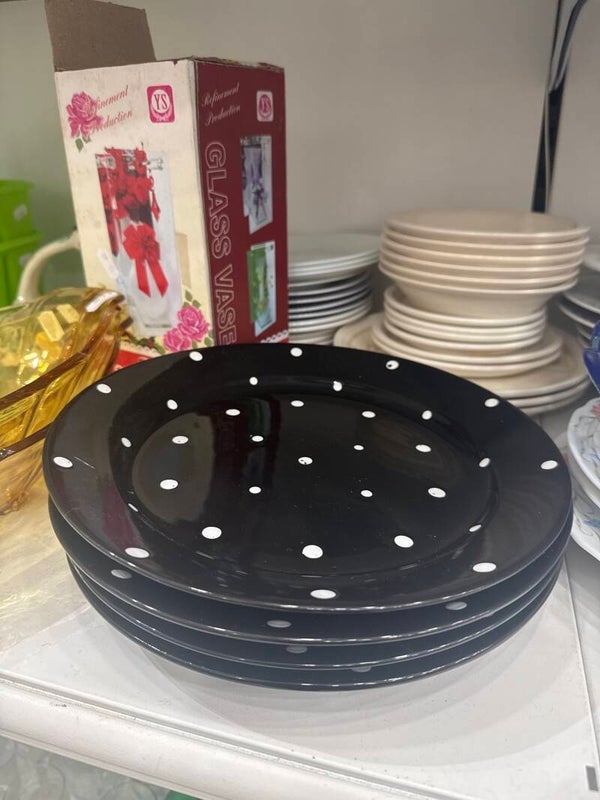 Dinner Plates €3 Each - supplier*