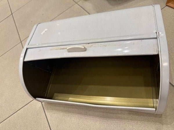 Aluminum bread bin- Supplies ***