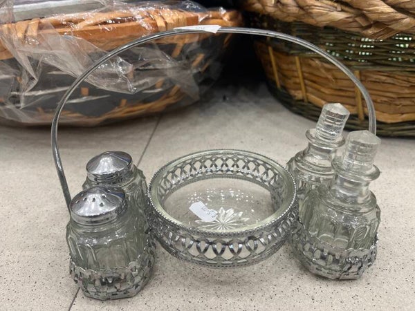 Crystal Condiments-Supplies*
