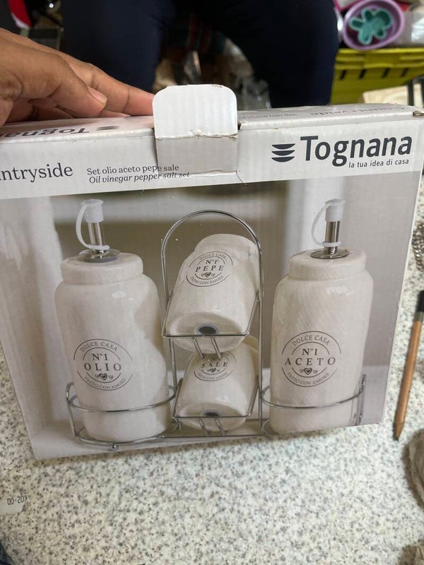 Kitchen Set - Oil, Vinegar, Pepper and Salt - Supplies