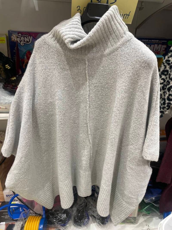 Women Winter T-Shirt-Size:42/44***