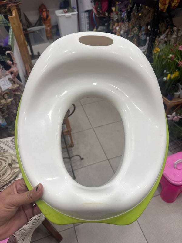 Children’s Toilets Training Seat-Children***