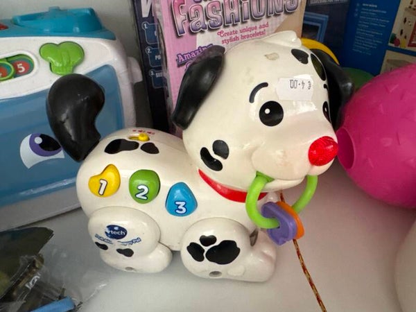 Pull Along Puppy- toys***
