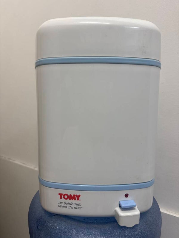 Baby bottle sterilizer- Babies ***