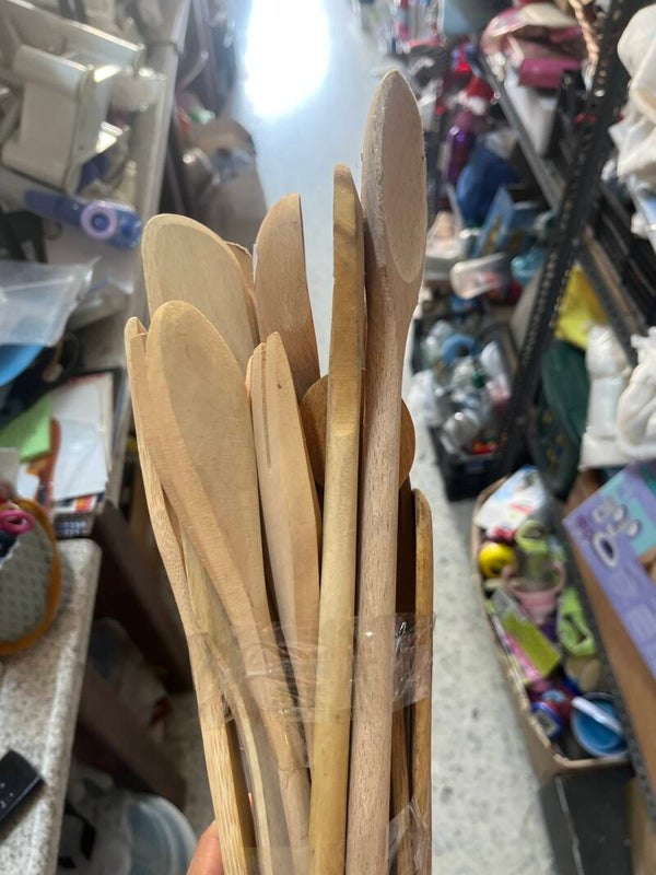 Wooden kitchen utensils- Home supplies 1euro each