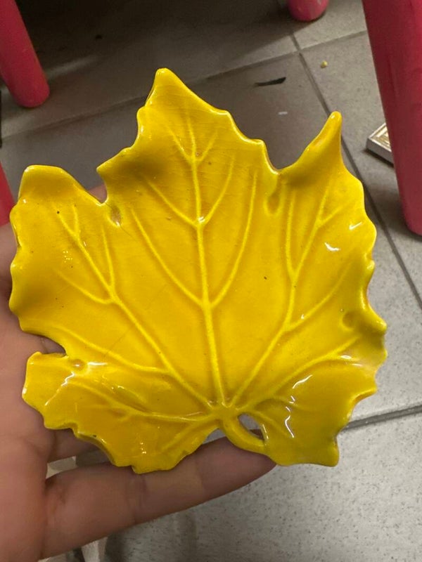 Vintage Ceramic Yellow Left-Decor***