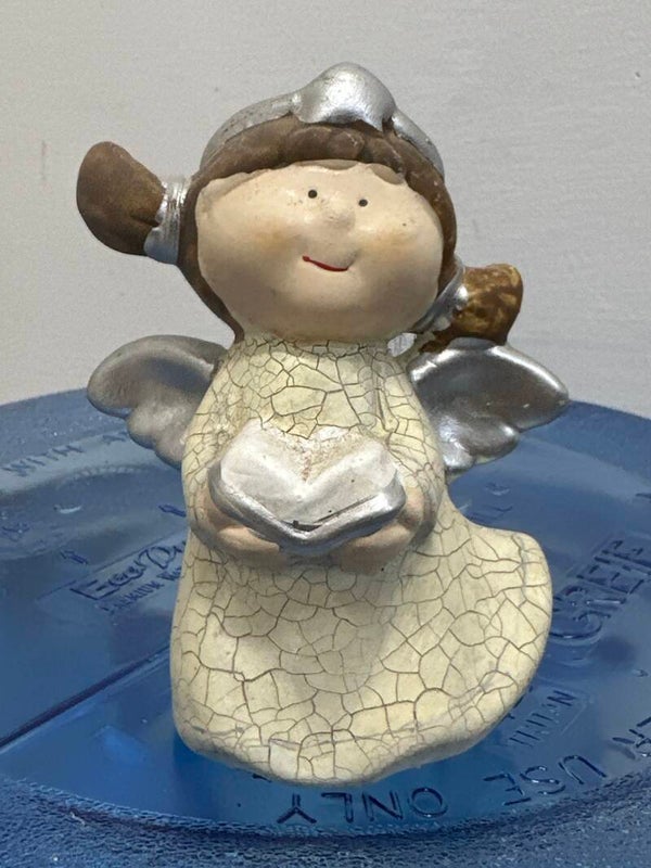 Angel of peace- Figurine ***