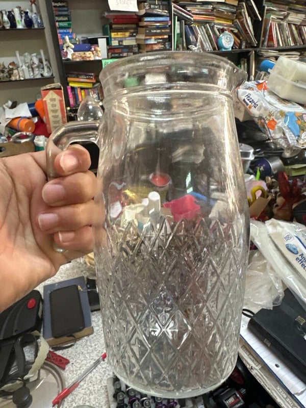 Glass jug*