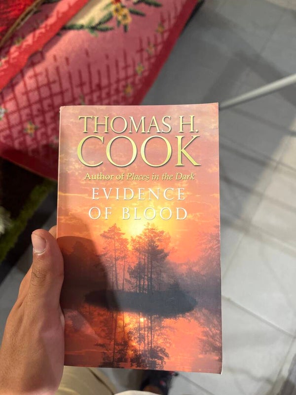 Thomas H cook: Evidence of blood - books*