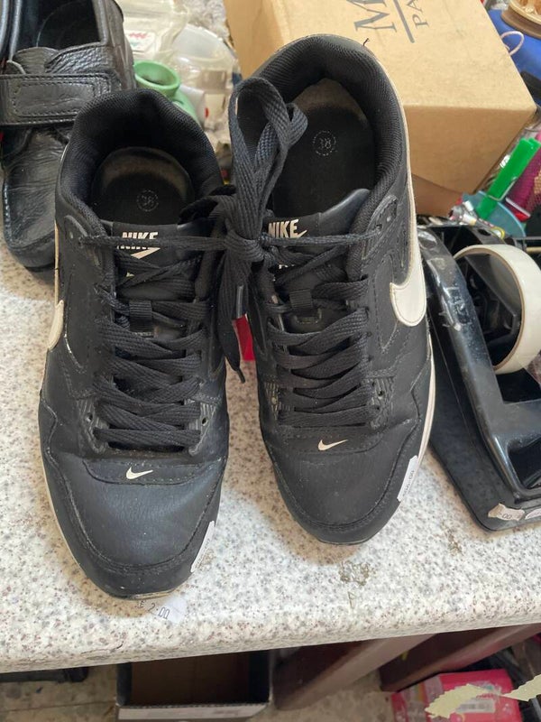 Women Shoes - Size 38