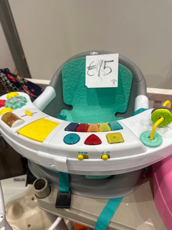 Babies seat with activity table - Babies*