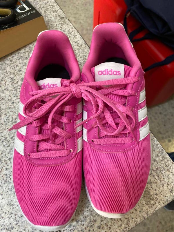 Women Adidas Shoes - Size 32