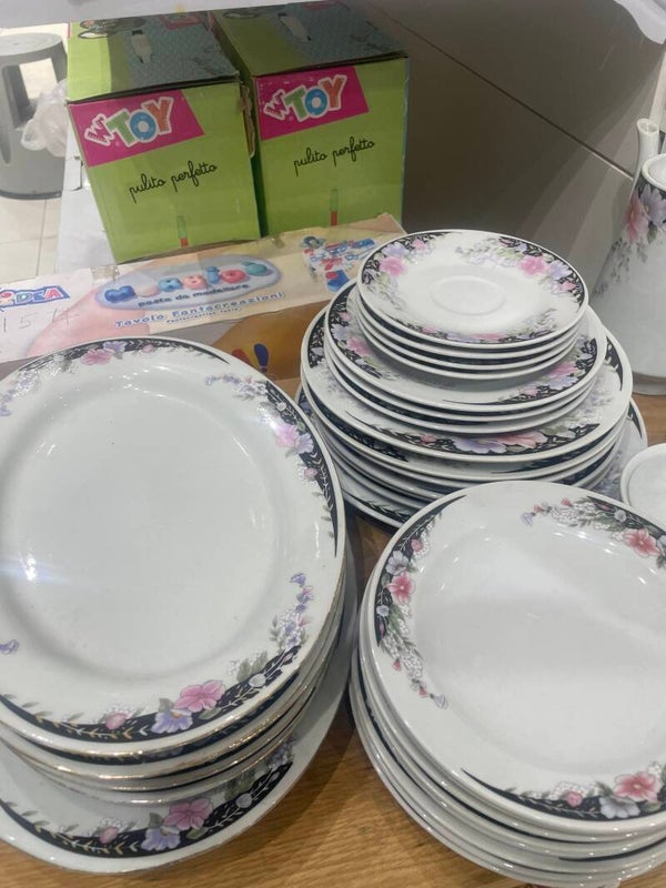 Printed Porcelain Set of Plates - Supplies