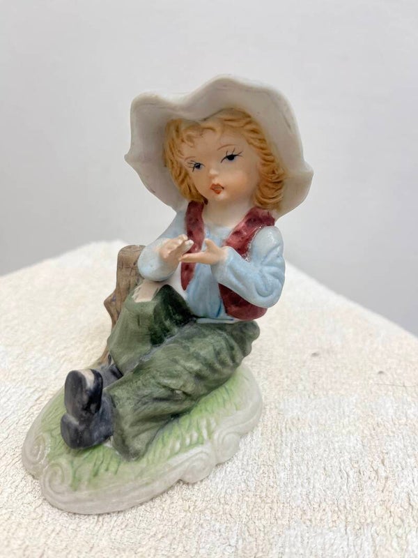 Ceramic Girl Figurine - Figurines**