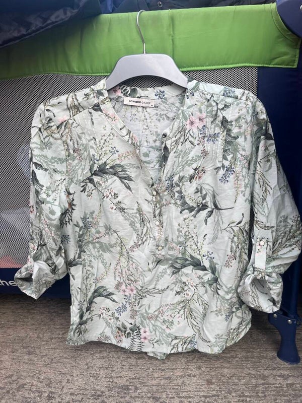 Women Top -Size 40***