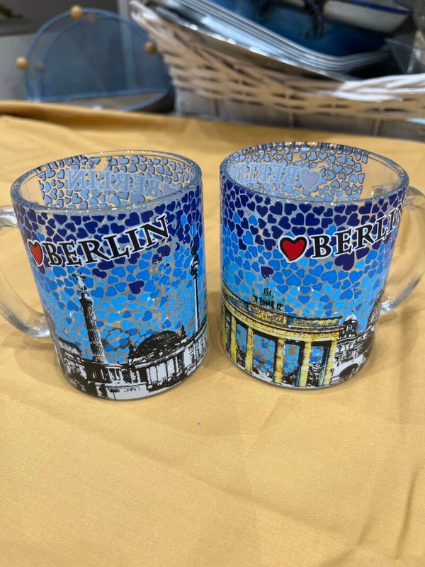 Souvenir glasses-2€ each-Souvenir***