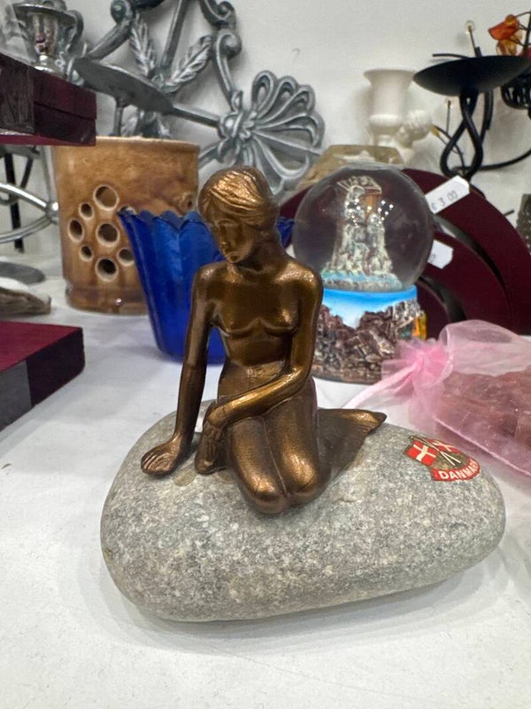 Souvenir Figurines Of Little Mermaid - Decor*