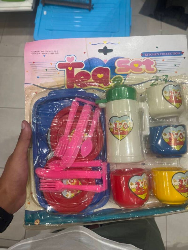 Vintage Tea playset - toys*