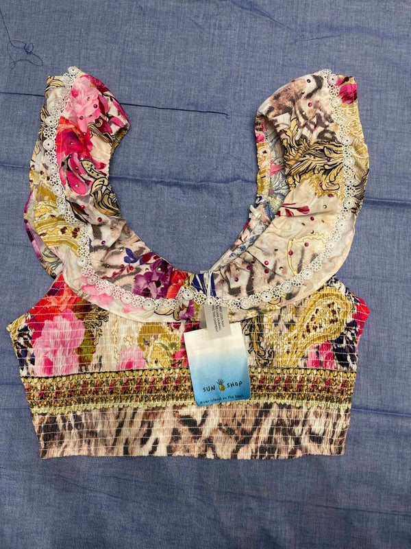 Women Brand New T-Shirt-Size:S***