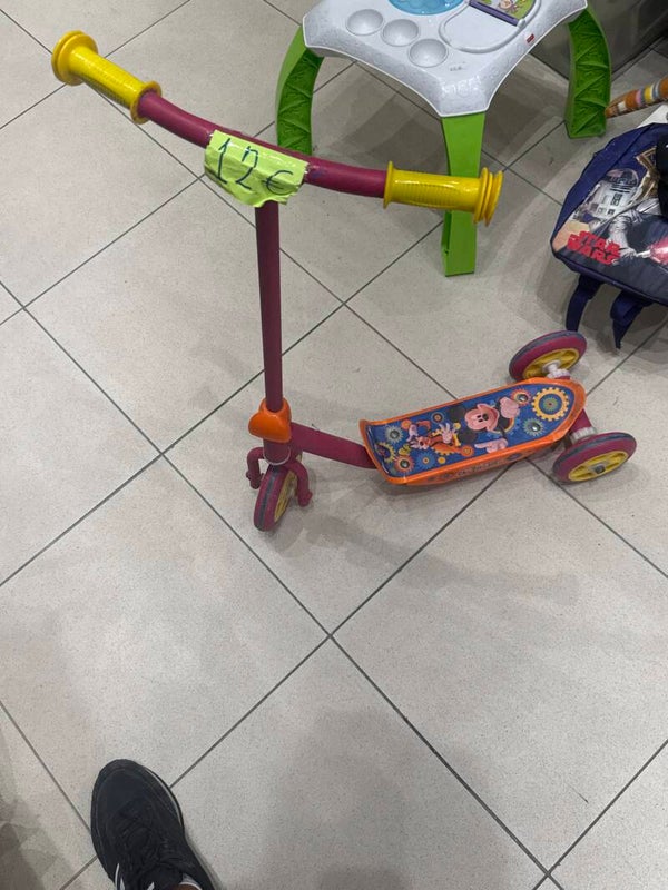 Mickey Mouse Scooter - toys*