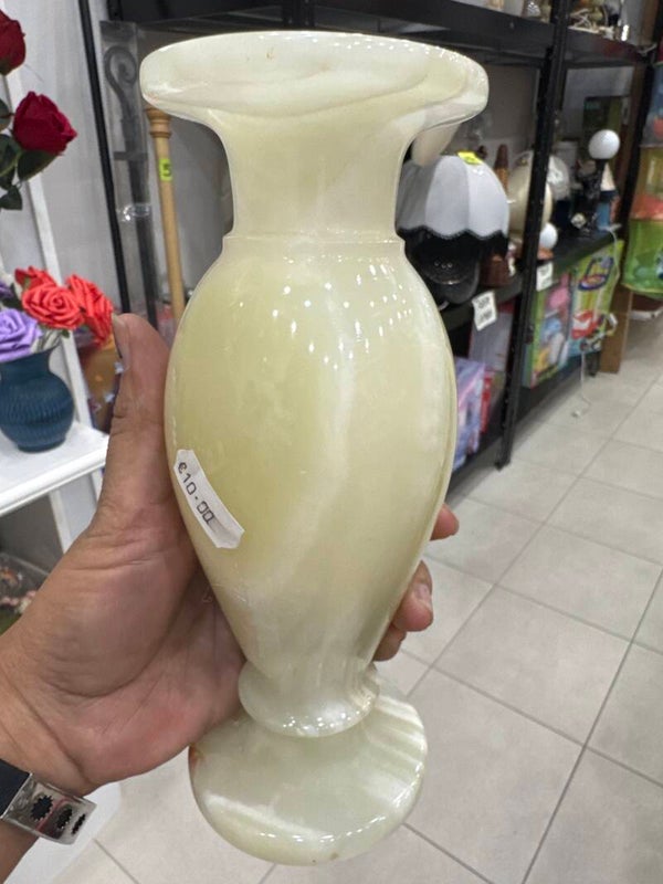 Marble Vase-Decor***