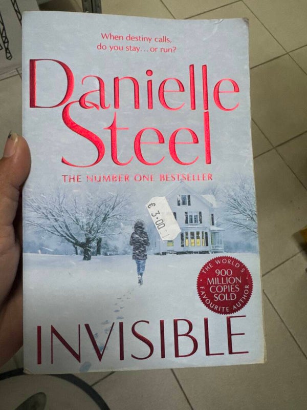 INVISIBLE-Books*