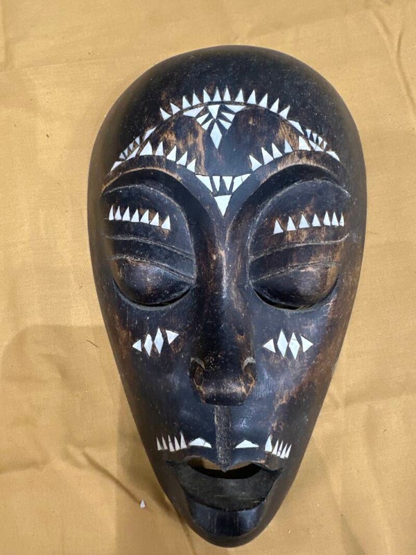 Wooden mask-Decor***
