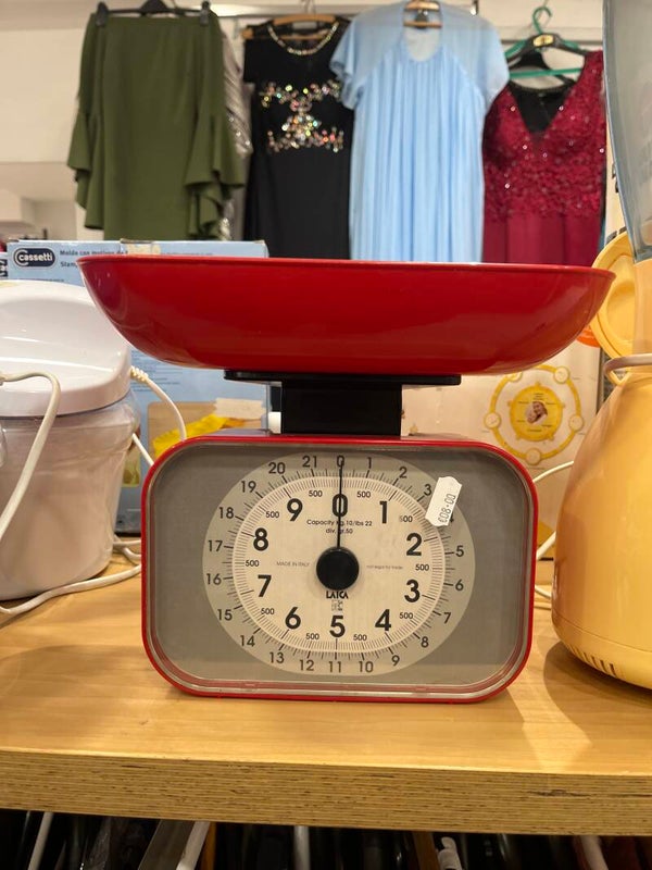 Kitchen scale - supplies ***