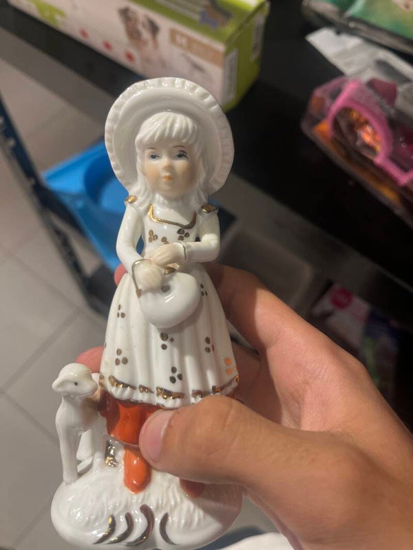 Vintage porcelain Girl and sheep figurine - Figurines*