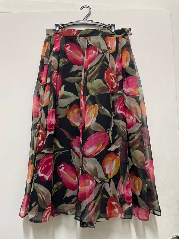 Women Skirt -  Small Size