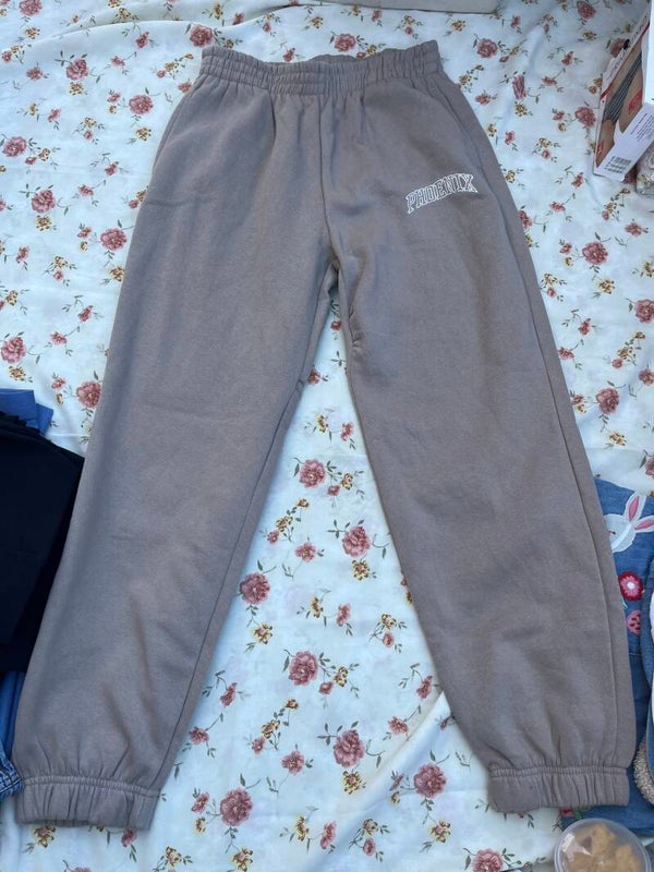 Women Trouser -Size medium ****