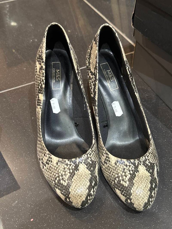 M&S collection scaled Heels - Size: 8*