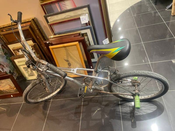 Retro Collectible Bicycle - Vintage