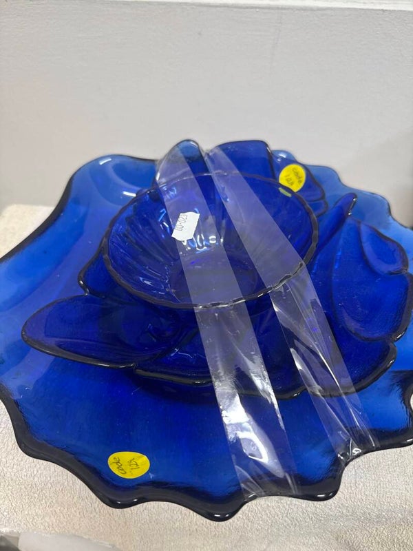 Set Of 3 Vintage Cobalt Blue Serving Bowls - Supplies**