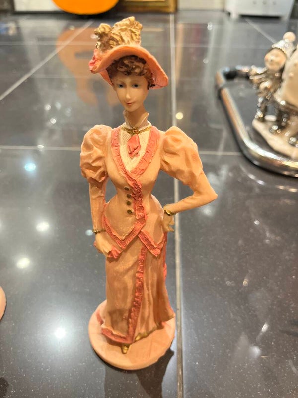 Figurines-Decor*