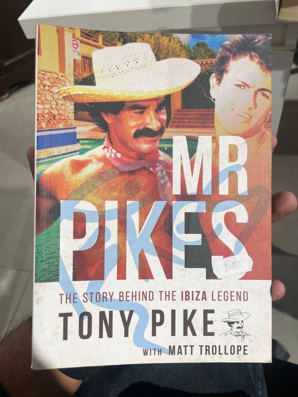 Mr Pinks The Story Behind the Ibiza Legend - Books