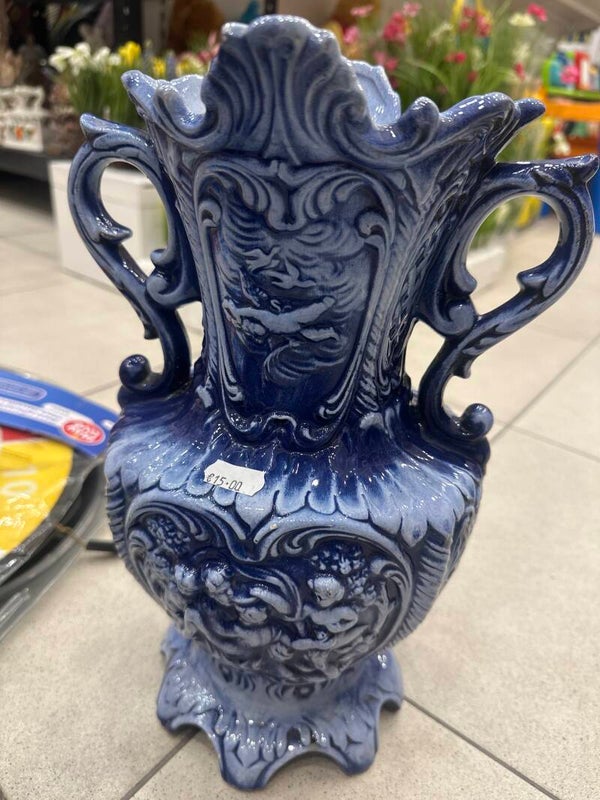 Vintage Vase-Decor***