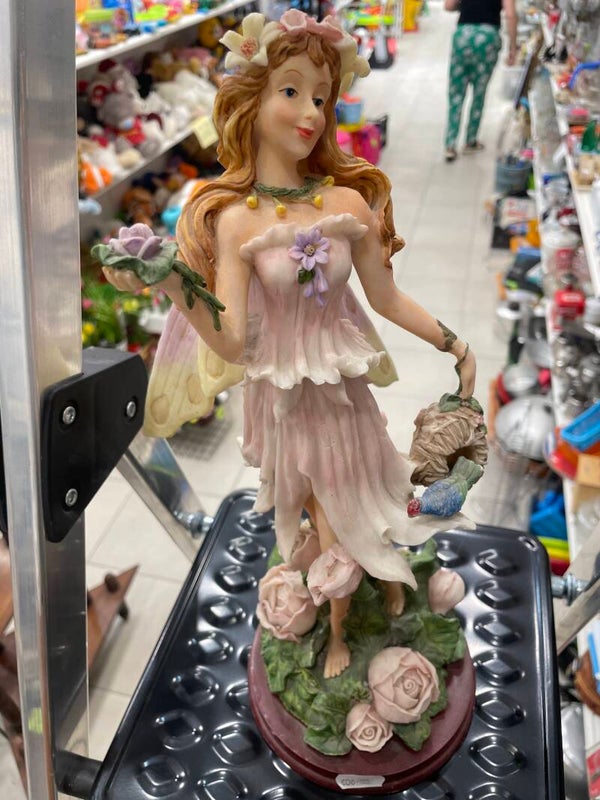 Figurines-Decor***